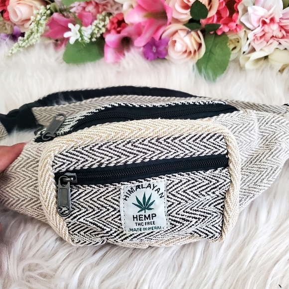 Nwot handmade hemp cotton boho fannypack - Picture 3 of 9
